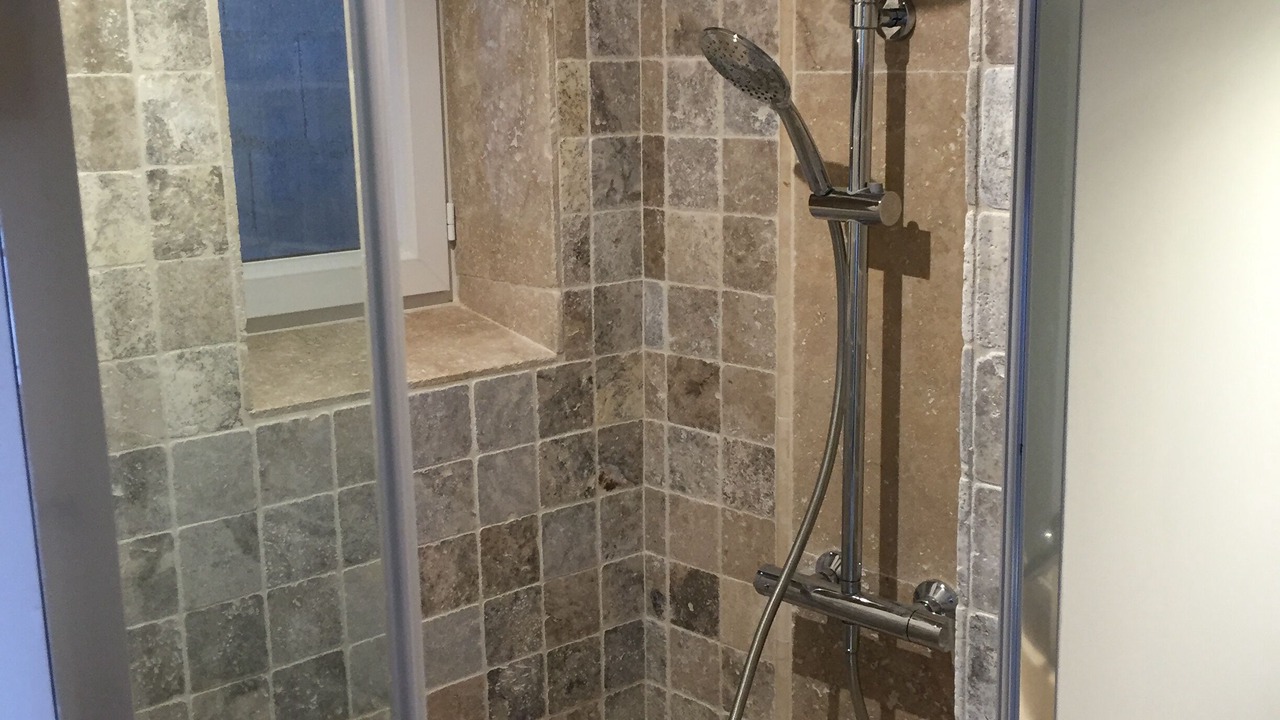 Photo of Bathroom in Vacqueyras
