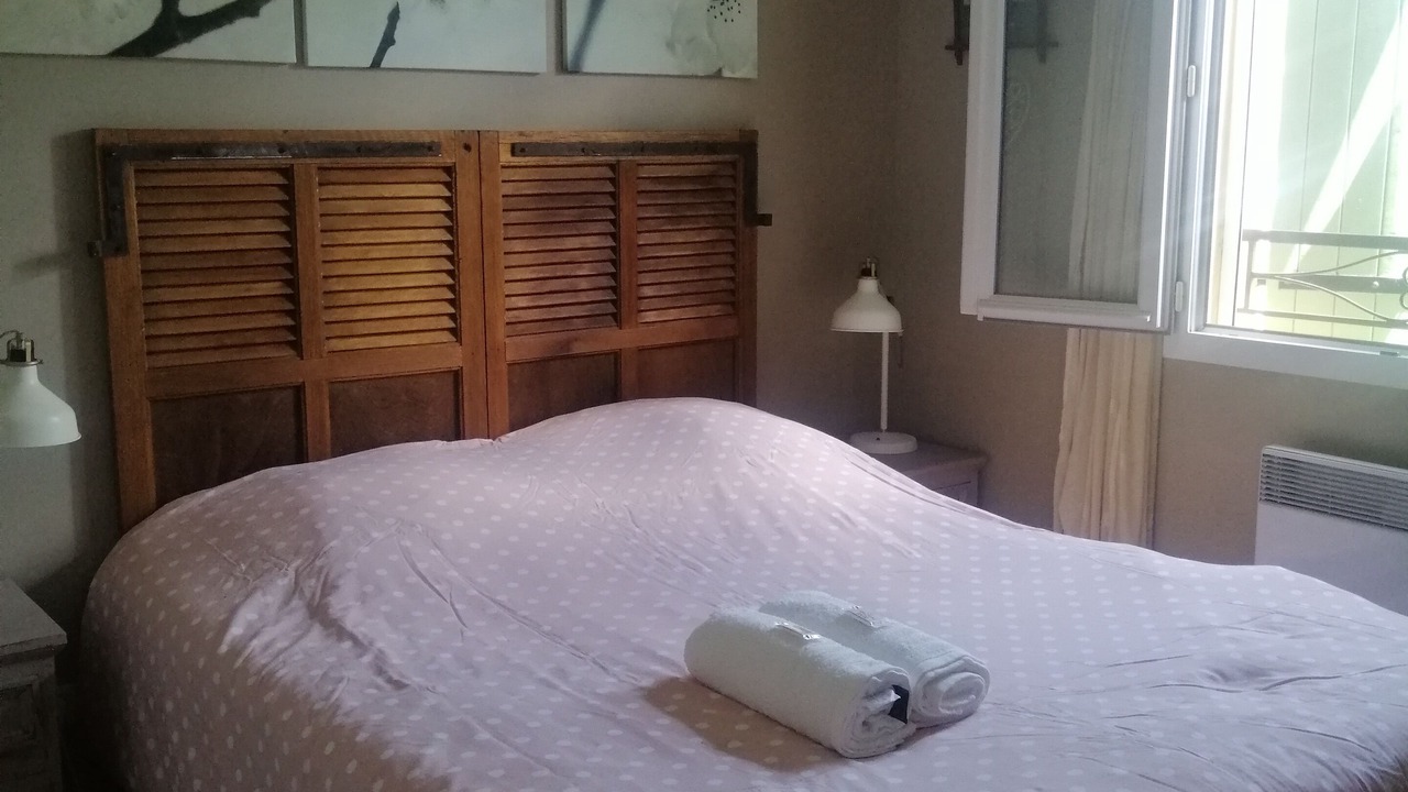 Photo of Bedroom in Saint-Cannat