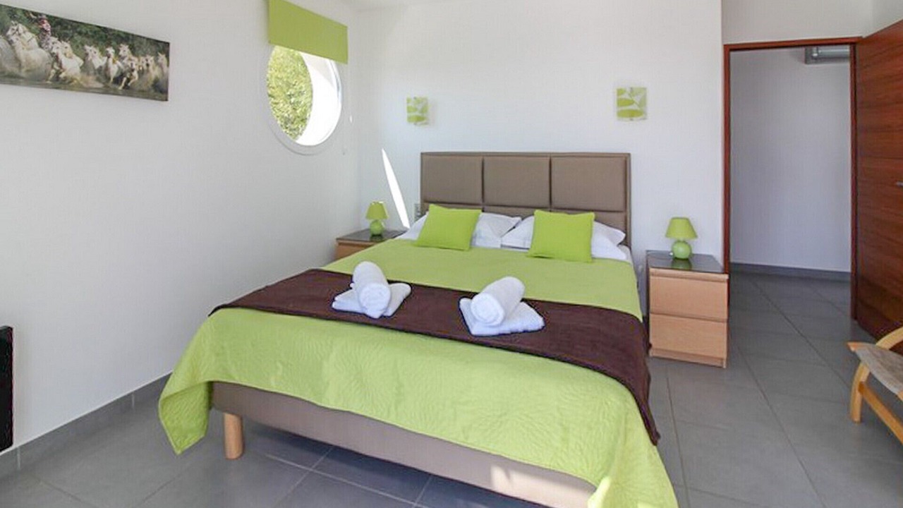 Photo of Bedroom in Rochefort-du-Gard