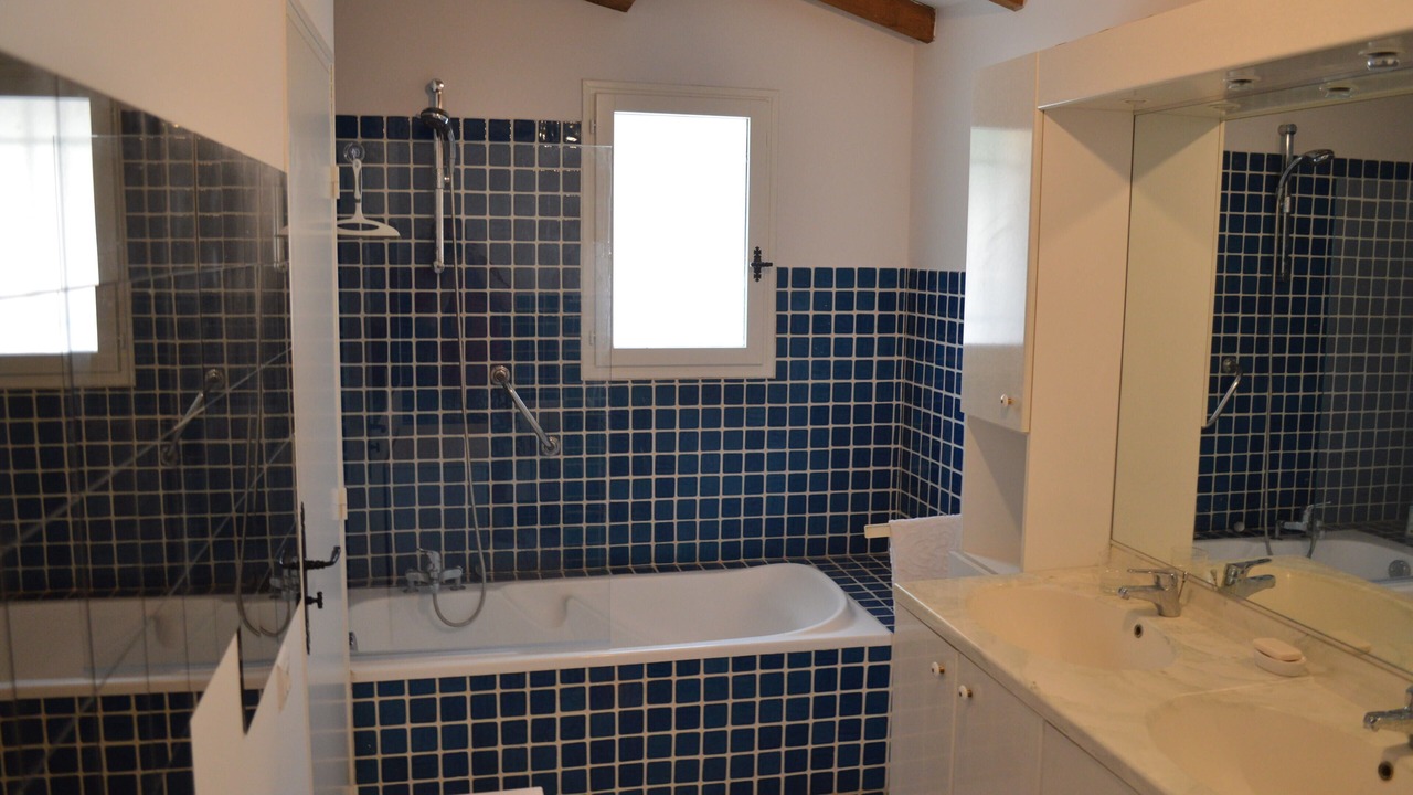 Photo of Bathroom in Pignans