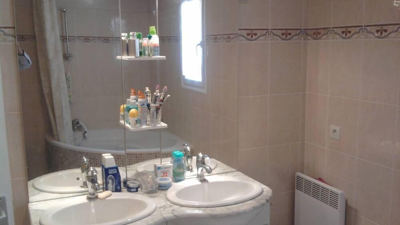 Photo of Bathroom in Bandol