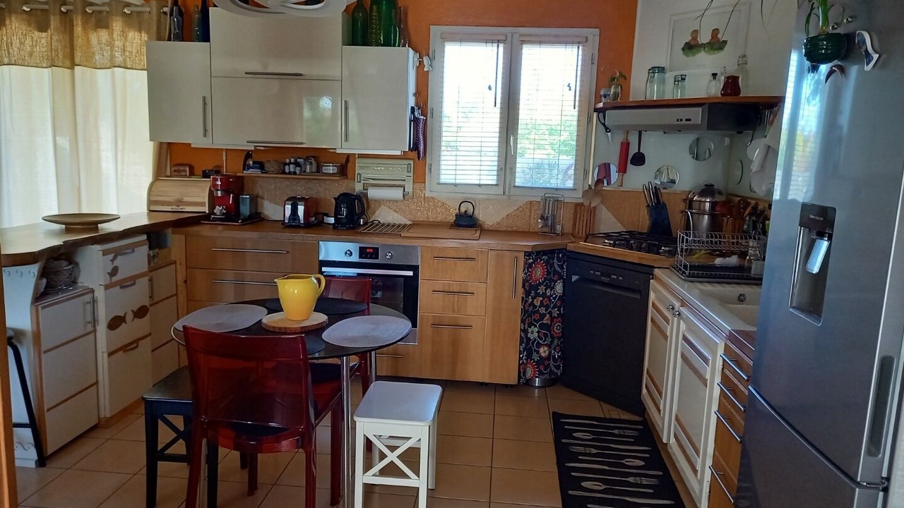 Photo of Kitchen in Entraigues-sur-la-Sorgue