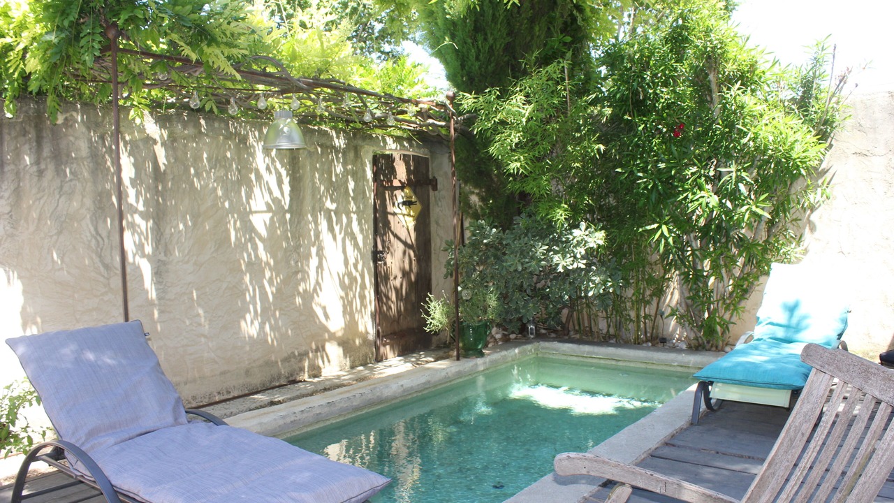 Photo of Outdoor in Noves