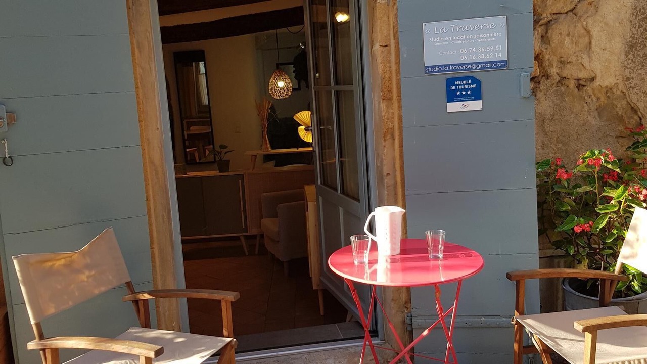 Photo of Outdoor in Jouques