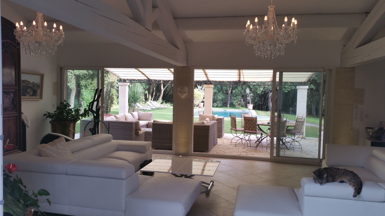 Photo of Livingroom in Orange