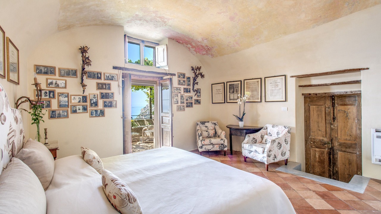 Photo of Bedroom in Montepertuso