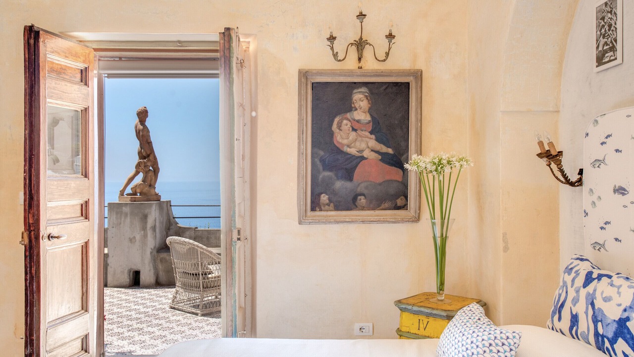 Photo of Bedroom in Montepertuso