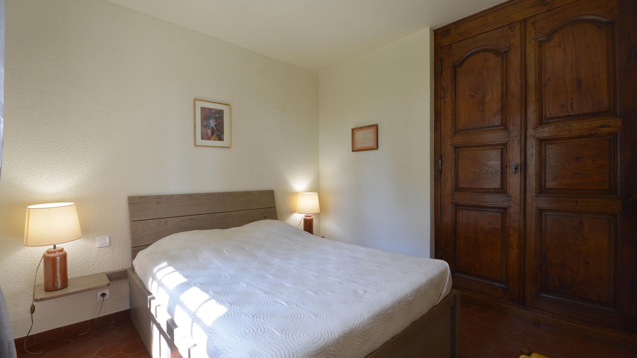 Photo of Bedroom in Mornas