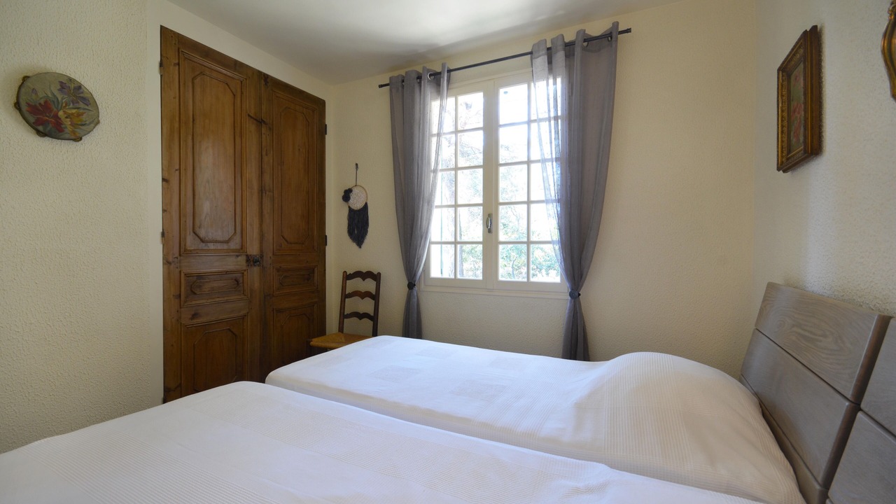 Photo of Bedroom in Mornas