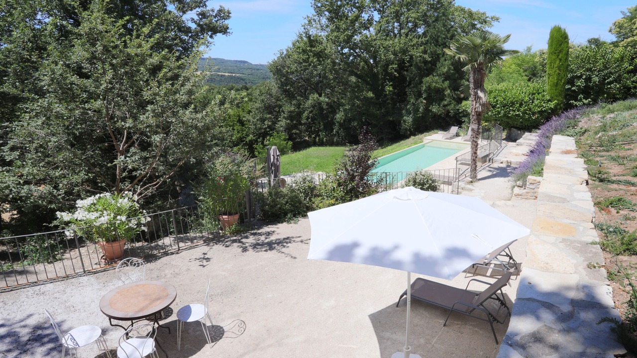 Photo of Outdoor in Saint-Martin-de-Castillon