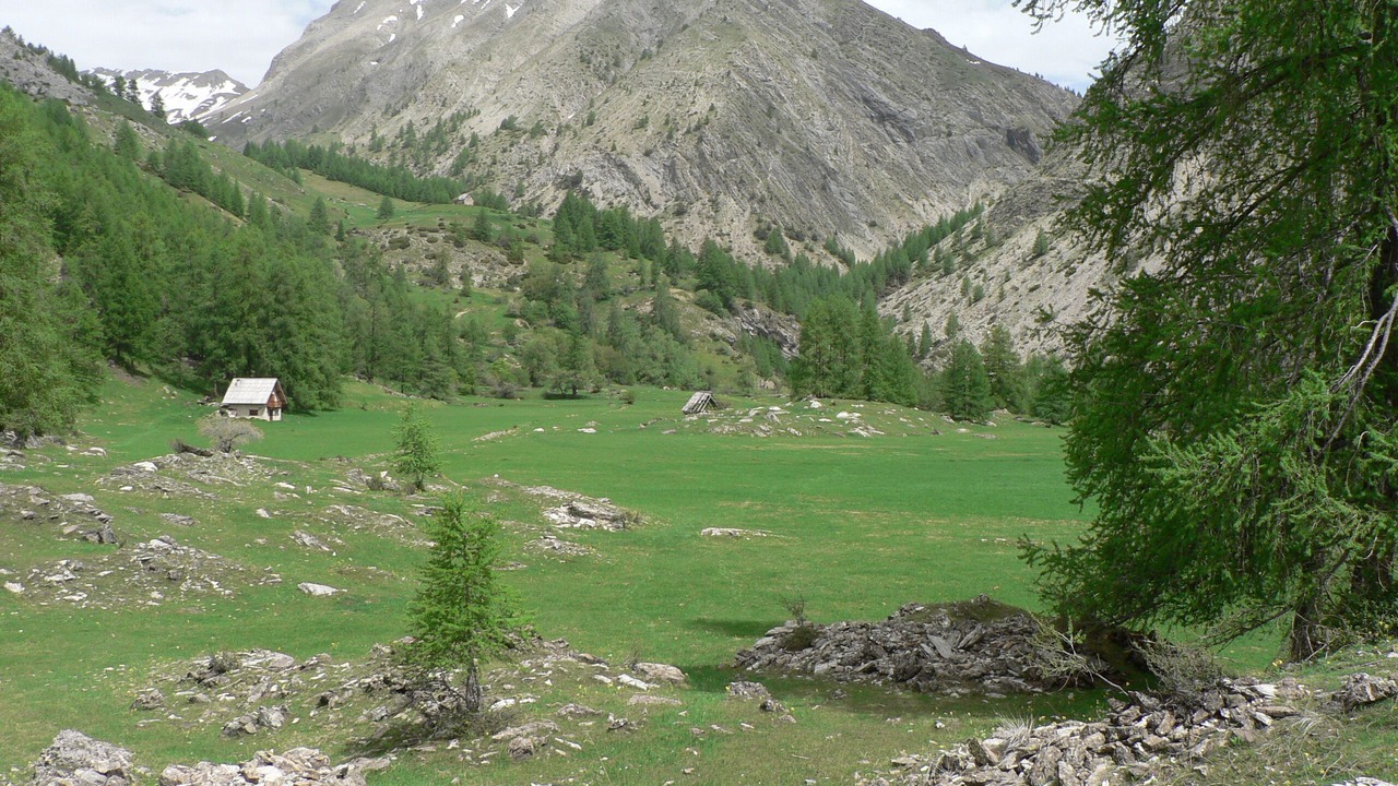 Photo of Others in Beauvezer