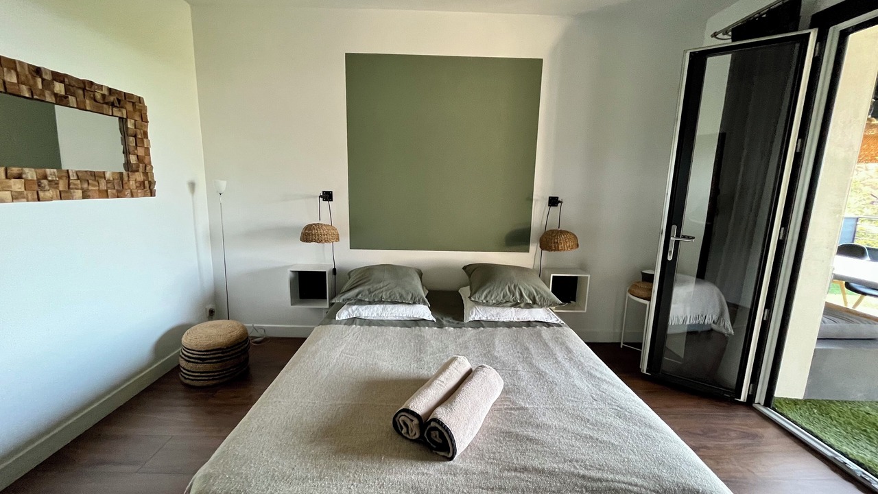 Photo of Bedroom in Saint-Etienne-du-Gres