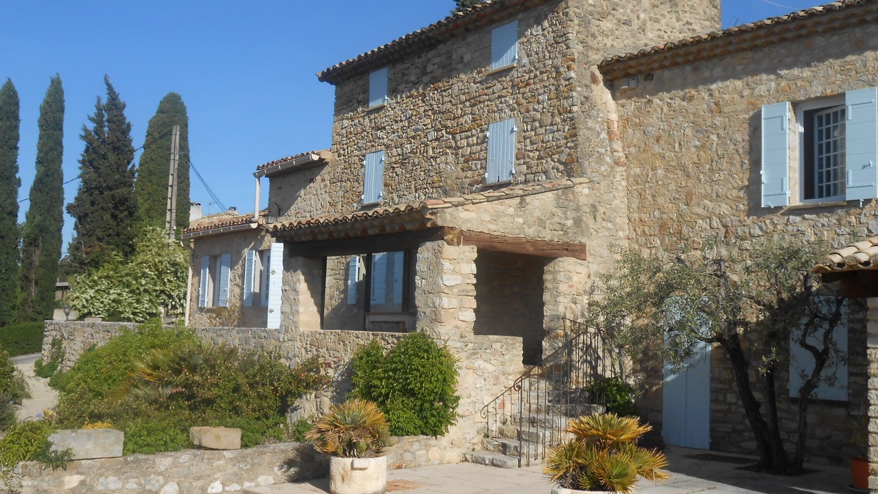 Photo of Outdoor in Saint-Hippolyte-le-Graveyron
