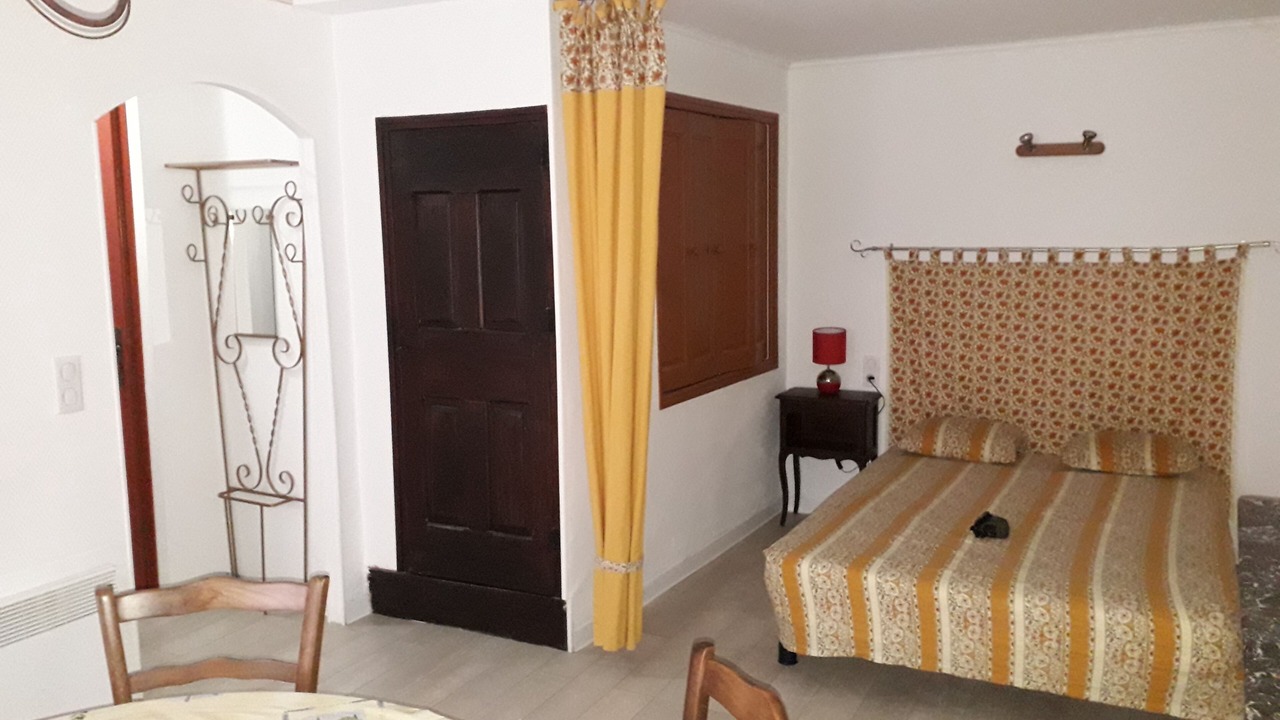 Photo of Bedroom in Moustiers-Sainte-Marie