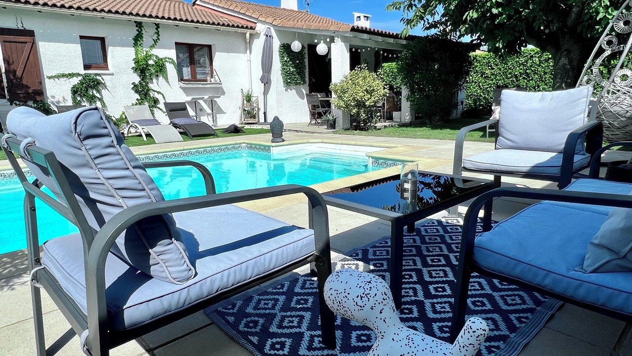 Photo of Outdoor in Garons