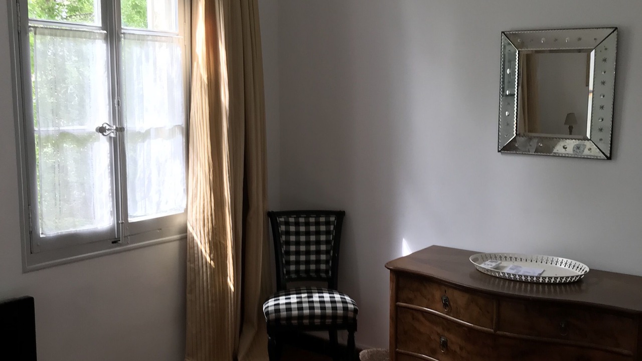 Photo of Bedroom in Avignon City Centre
