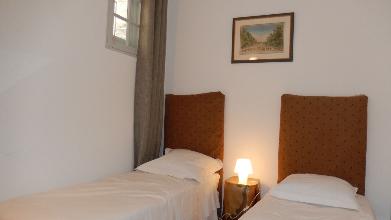 Photo of Bedroom in Avignon City Centre