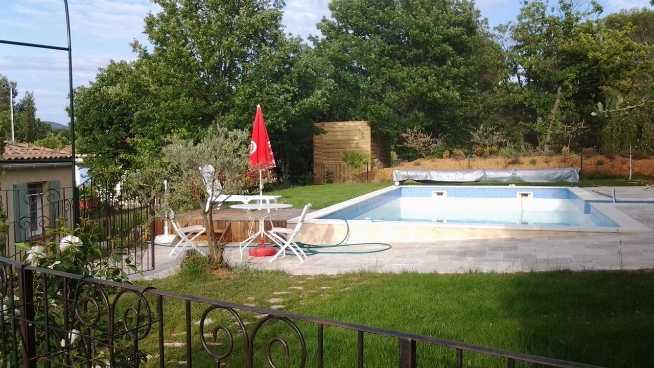Photo of Outdoor in Jouques