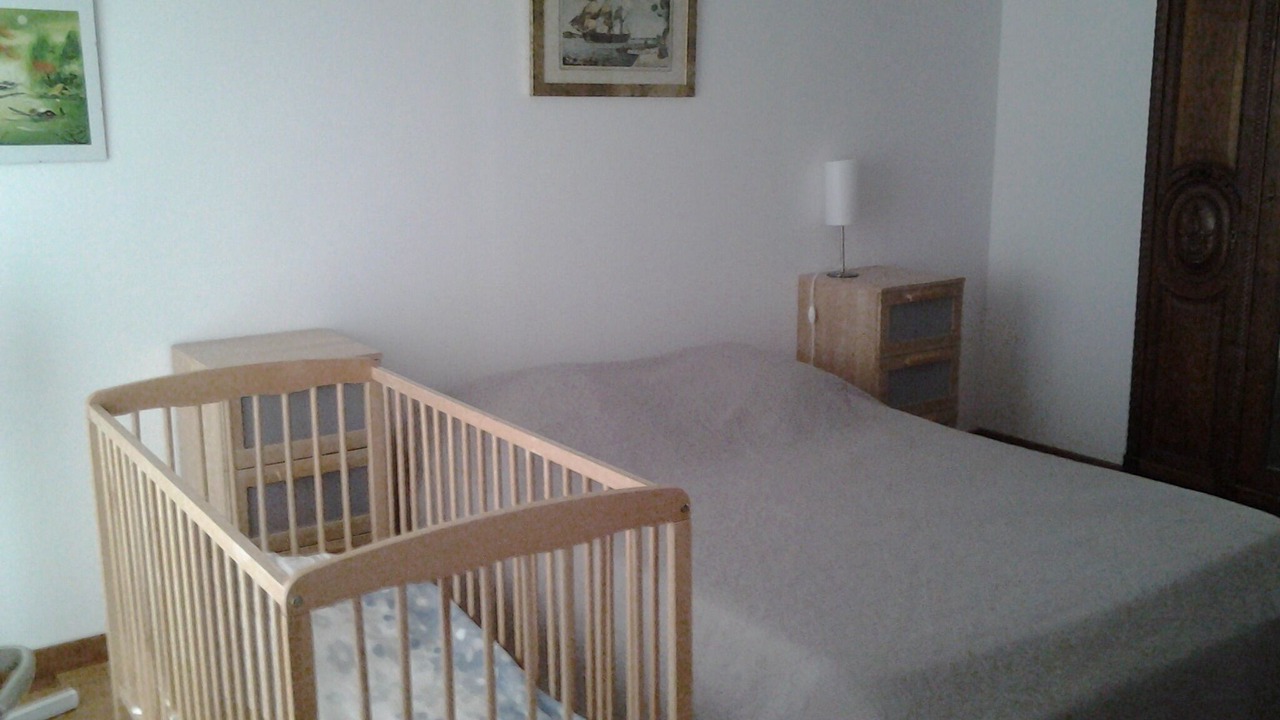 Photo of Bedroom in Jouques