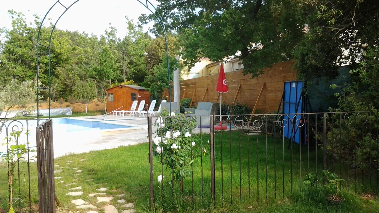 Photo of Outdoor in Jouques