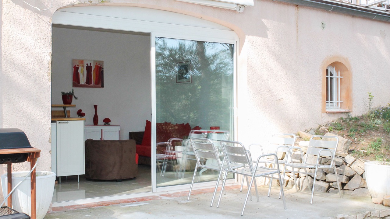 Photo of Patio Balcony in Entrecasteaux