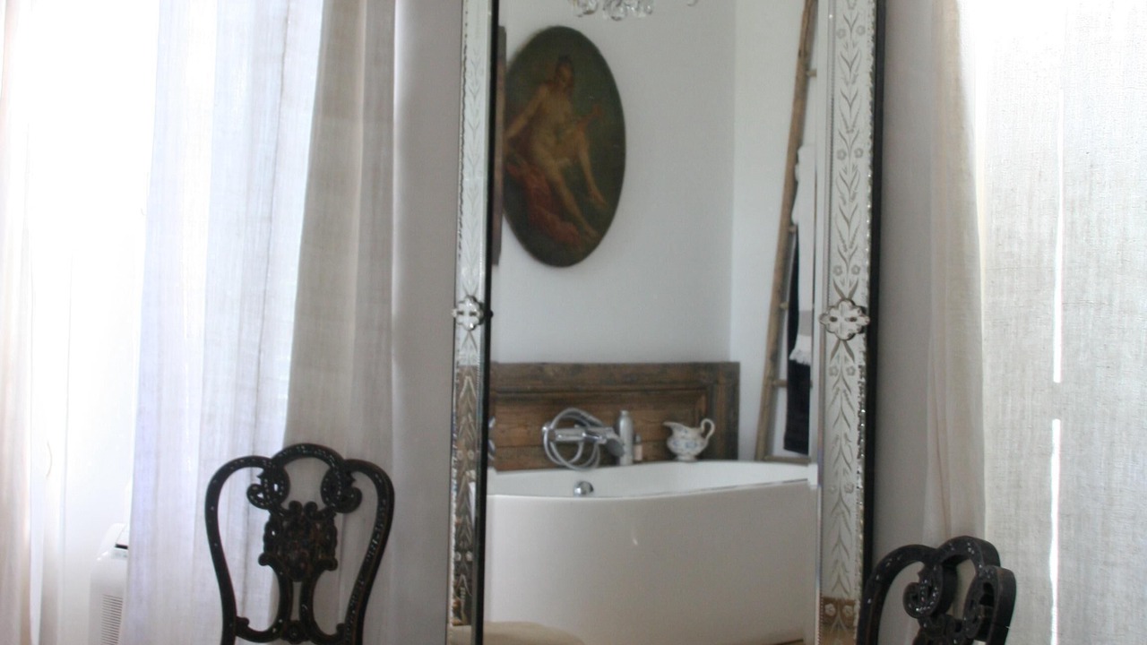 Photo of Bathroom in Lourmarin