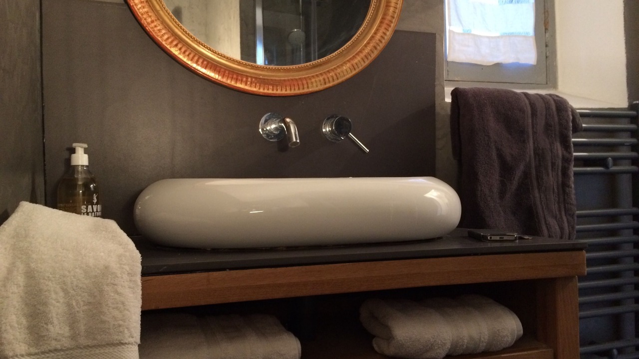 Photo of Bathroom in Lourmarin