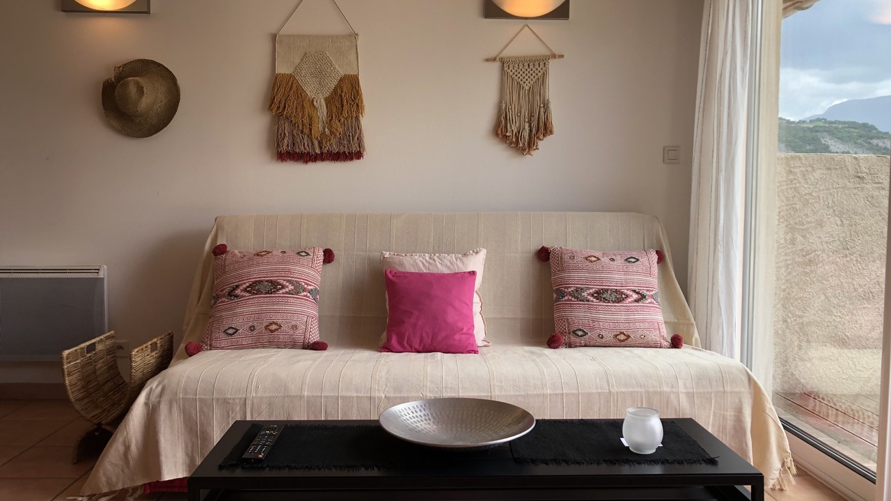 Photo of Livingroom in Curbans
