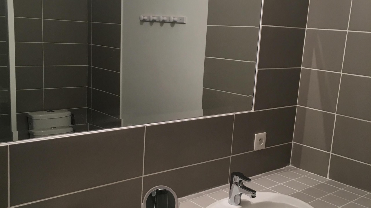 Photo of Bathroom in Velleron