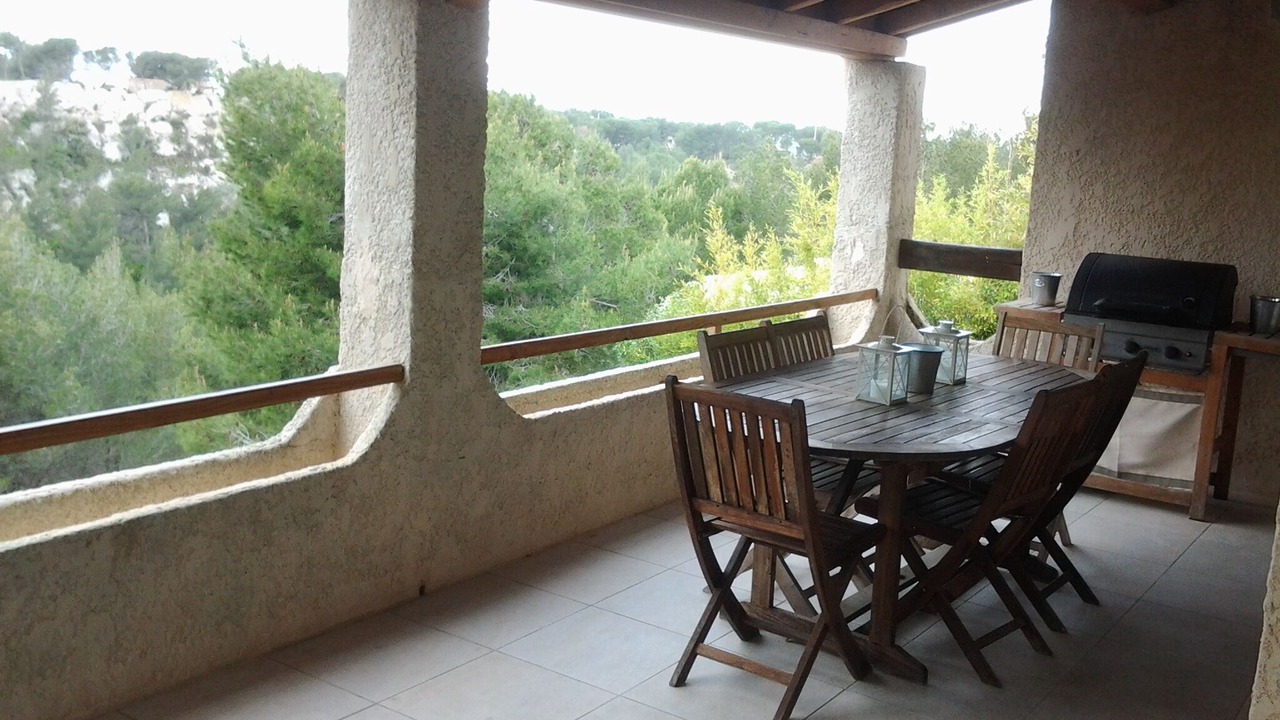 Photo of Outdoor in Ensues-la-Redonne