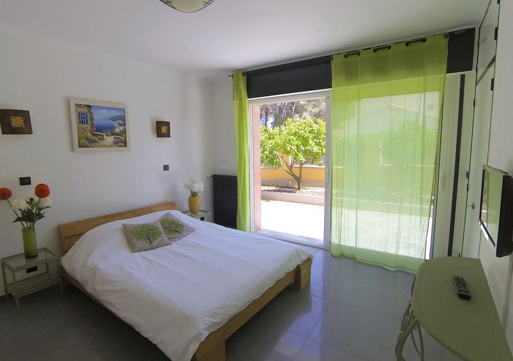 Photo of Bedroom in La Londe-les-Maures