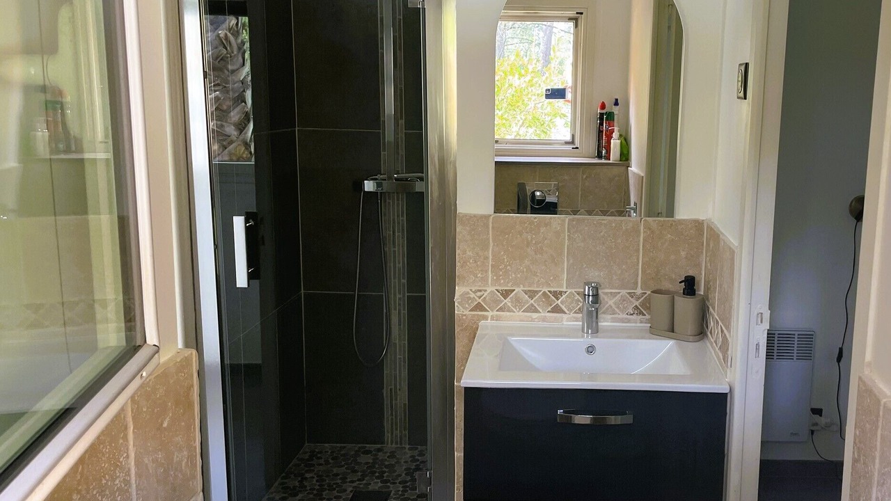 Photo of Bathroom in La Londe-les-Maures