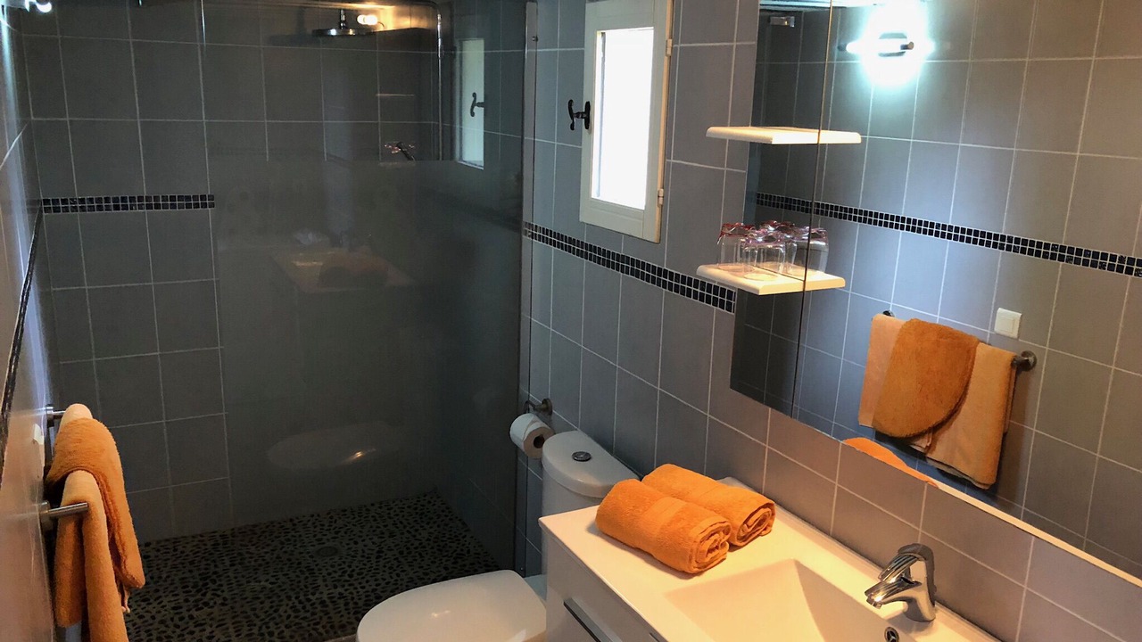 Photo of Bathroom in Roussillon