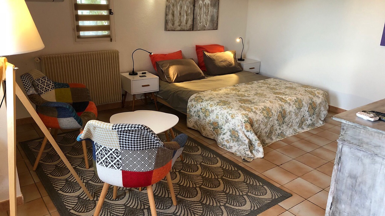 Photo of Bedroom in Roussillon