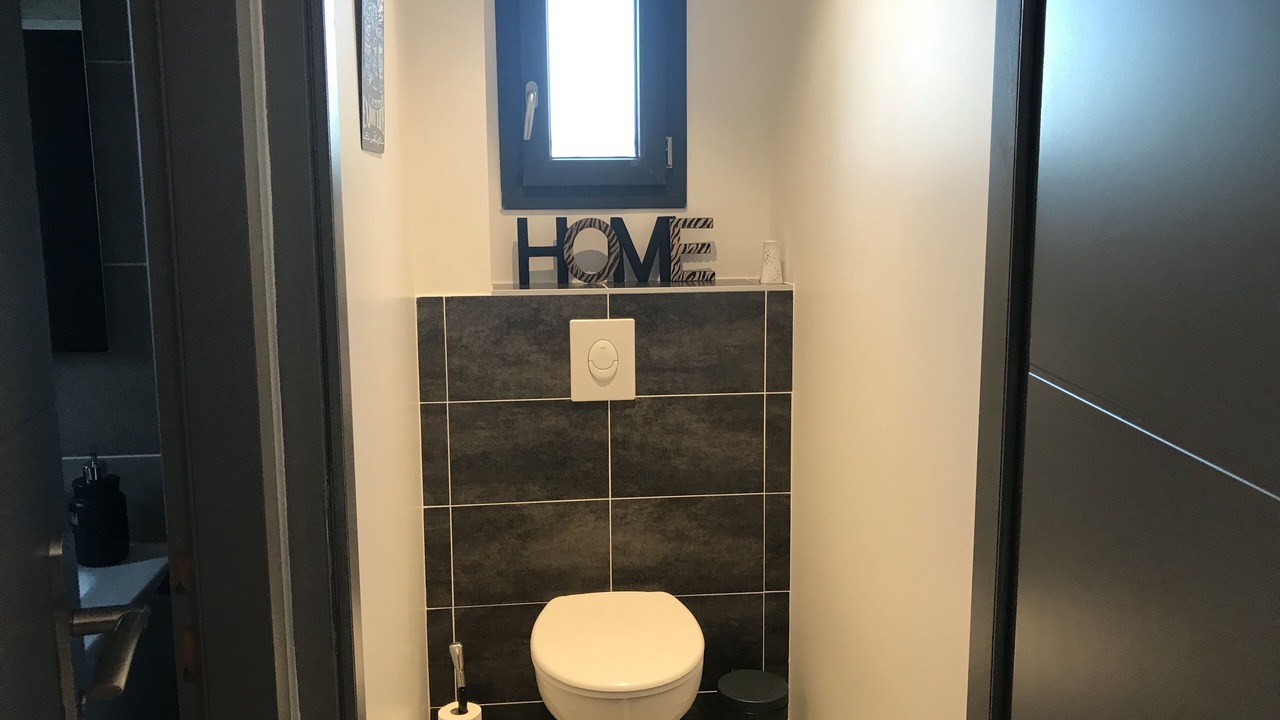 Photo of Bathroom in Velleron