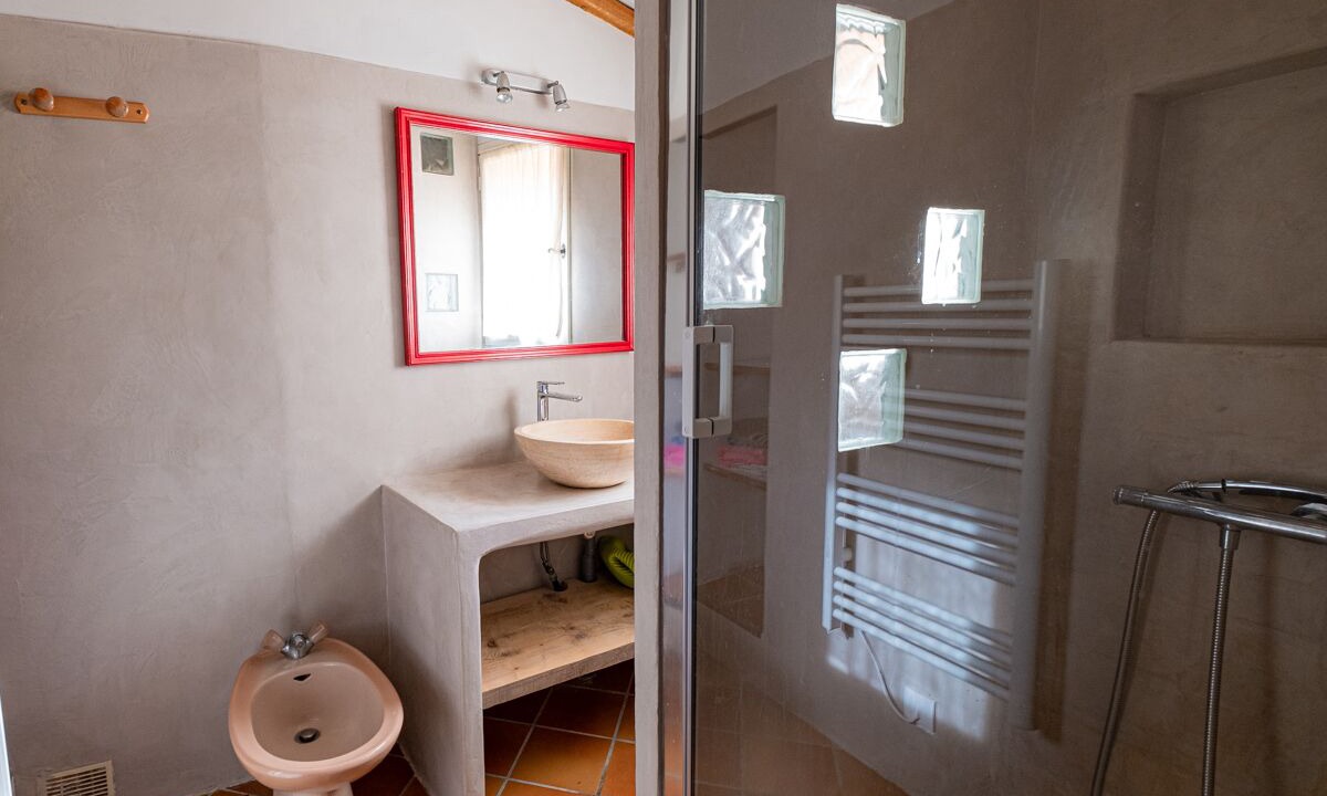 Photo of Bathroom in Gargas