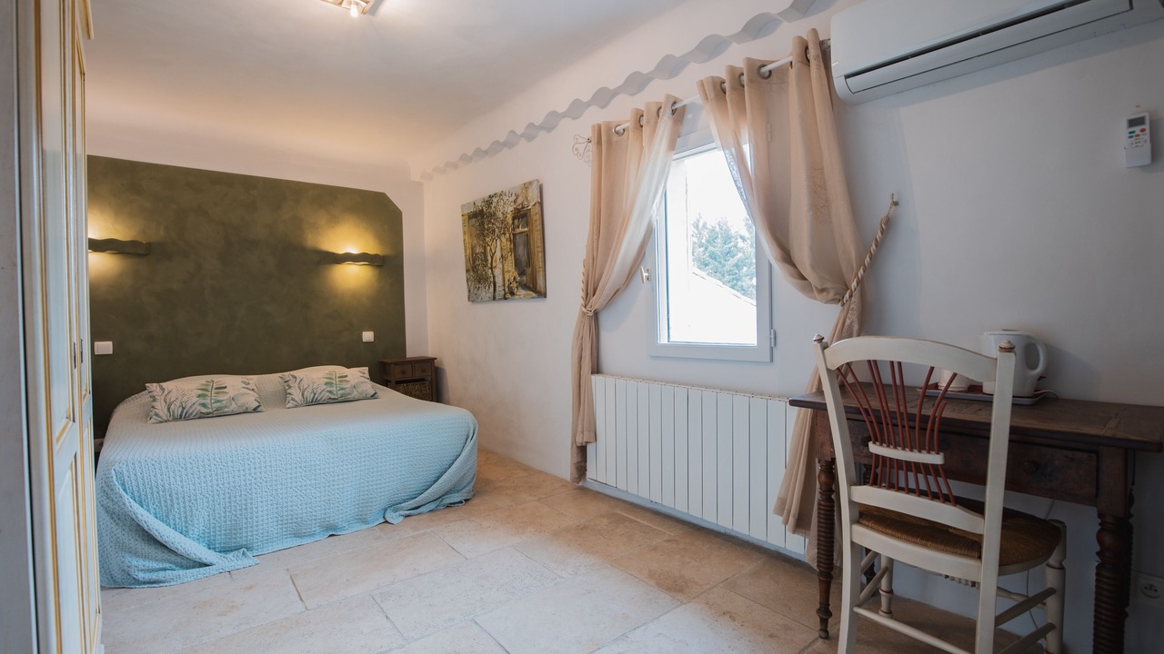 Photo of Bedroom in Gargas