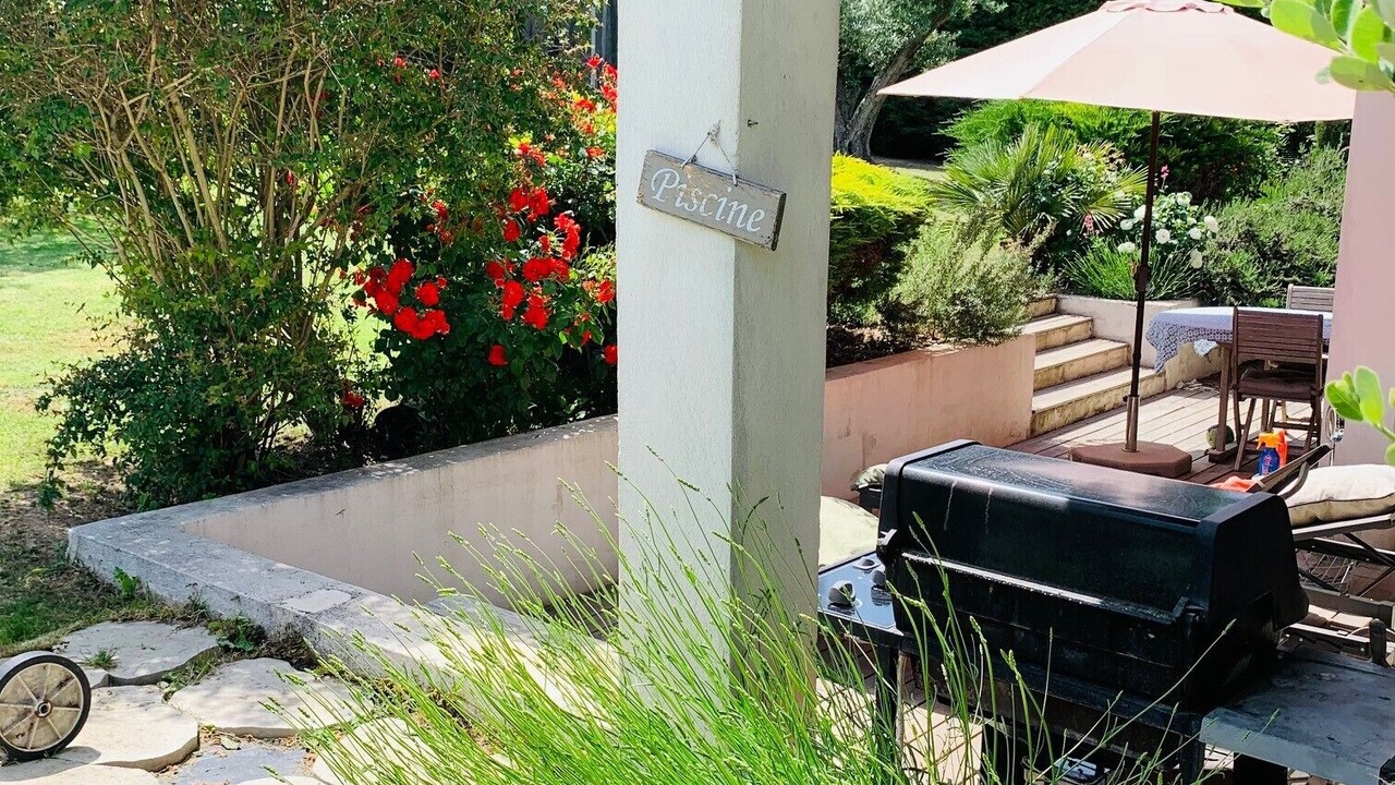 Photo of Patio Balcony in Eguilles