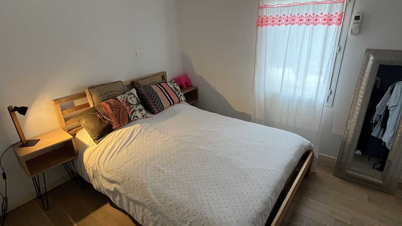 Photo of Bedroom in Eguilles