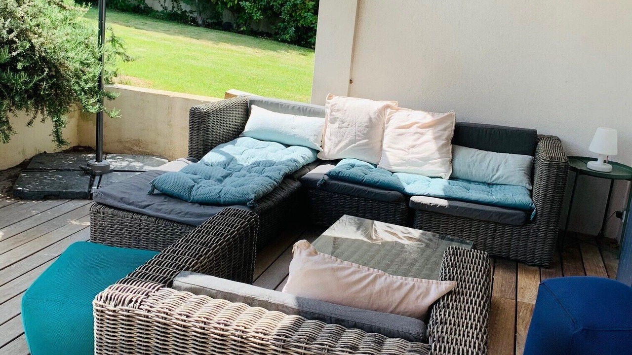 Photo of Patio Balcony in Eguilles