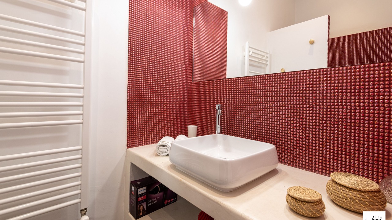 Photo of Bathroom in Cassis