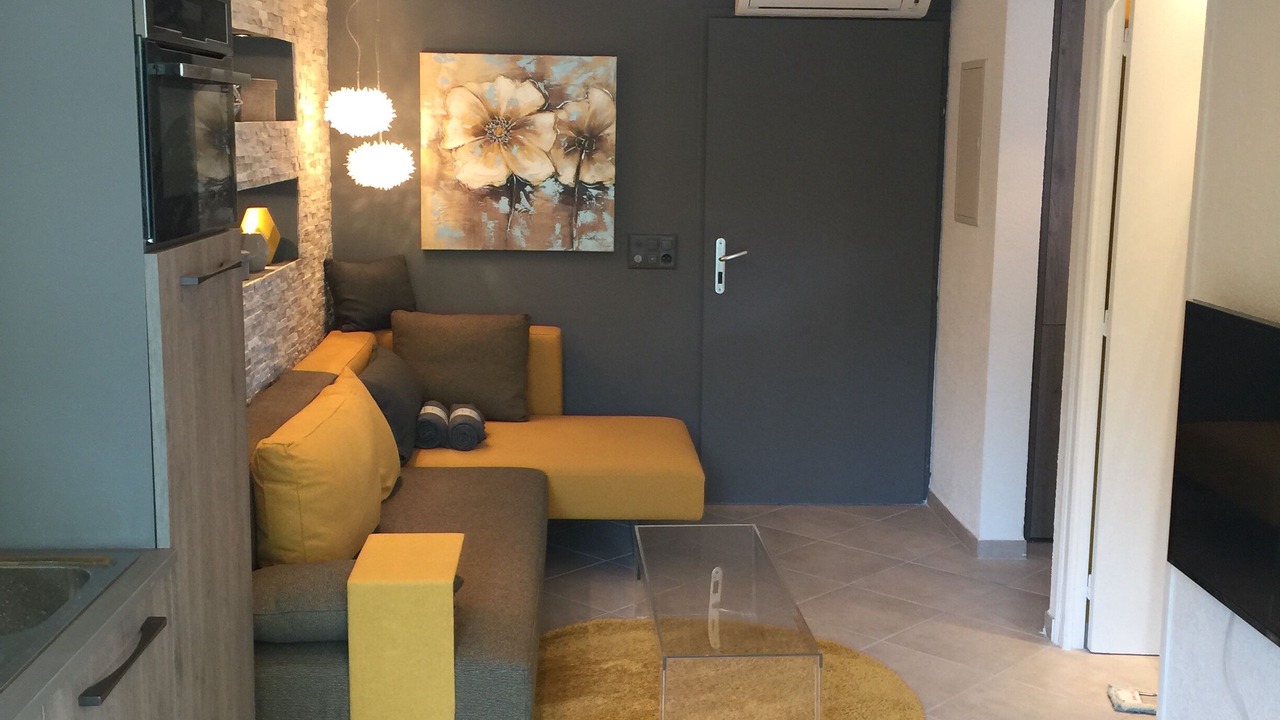 Photo of Livingroom in Miramar