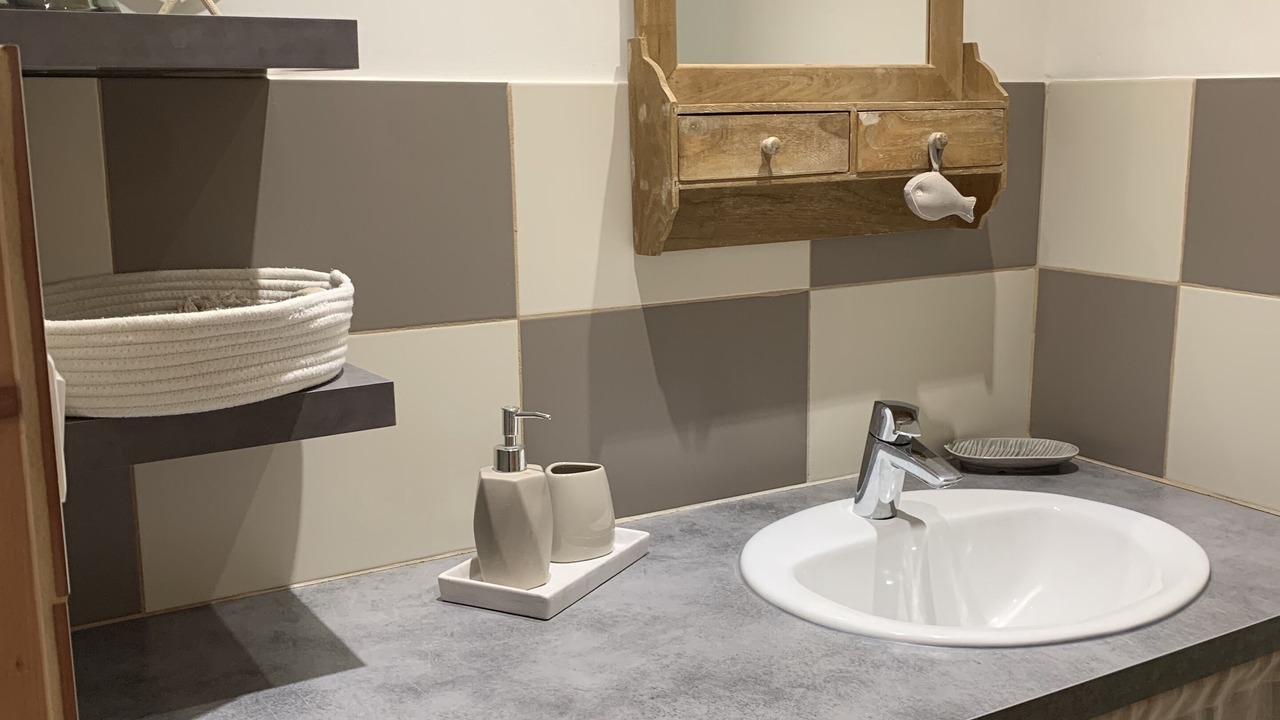 Photo of Bathroom in Ollioules