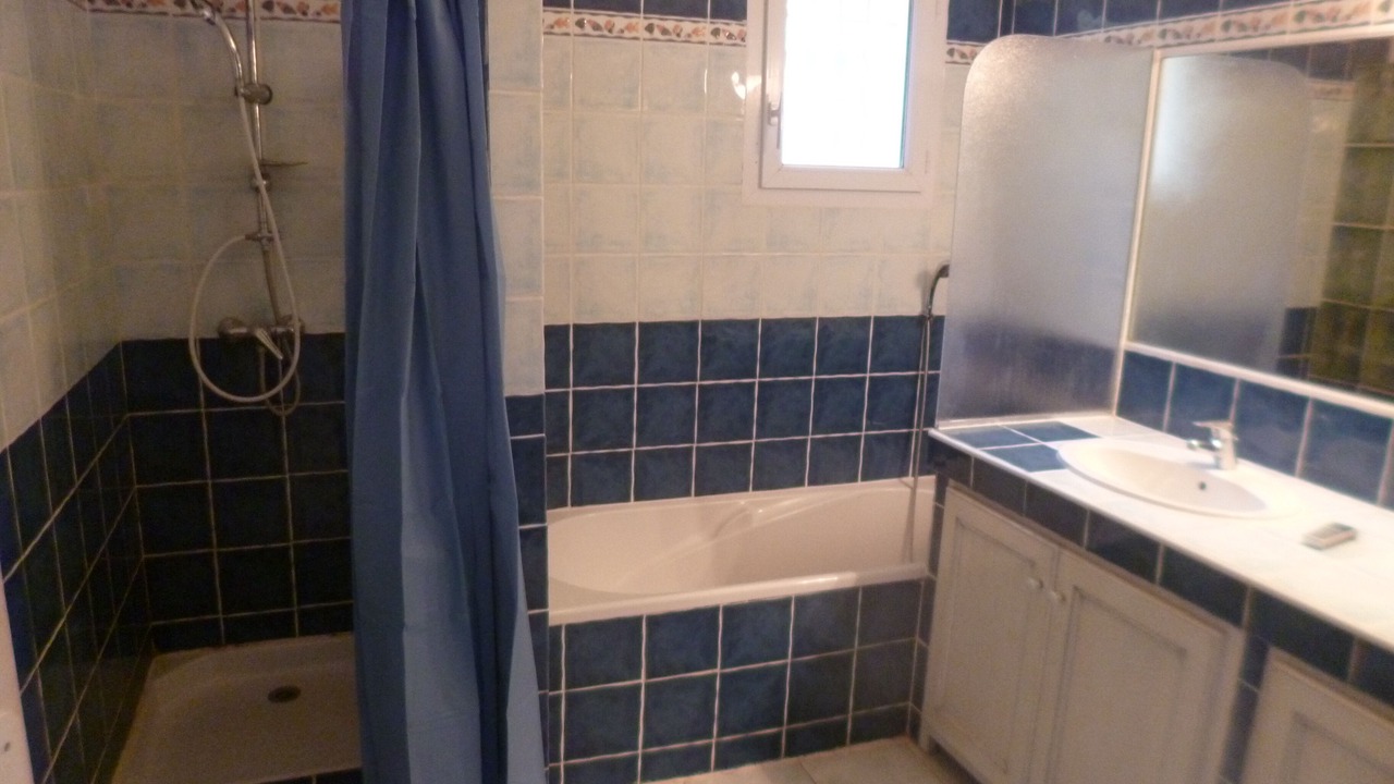 Photo of Bathroom in Gareoult