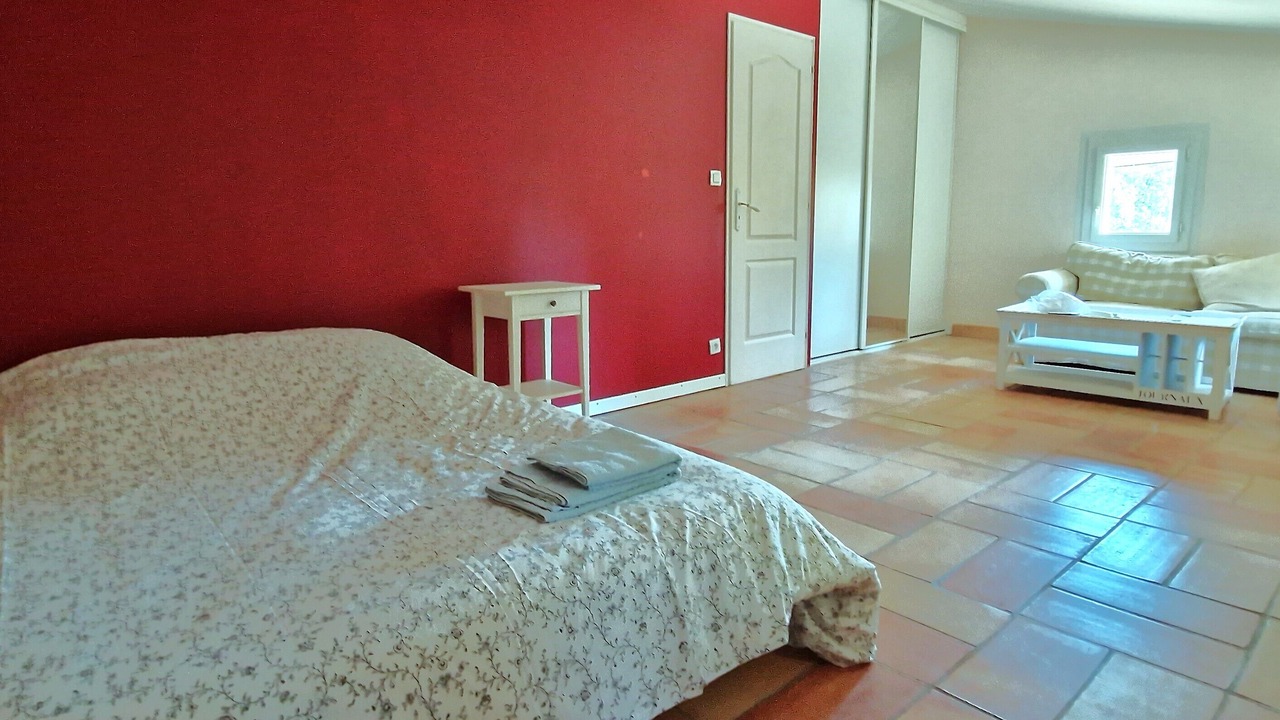 Photo of Bedroom in Cuers