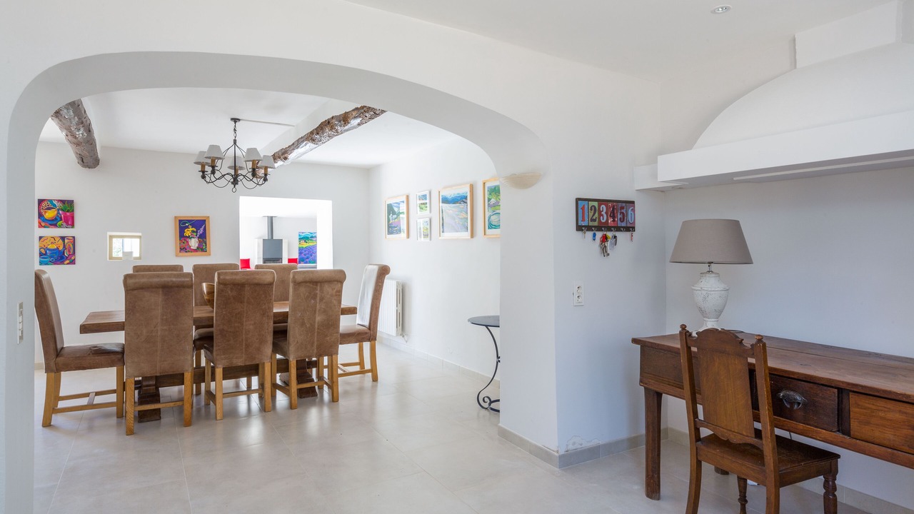 Photo of Livingroom in Saint-Martin-de-Castillon