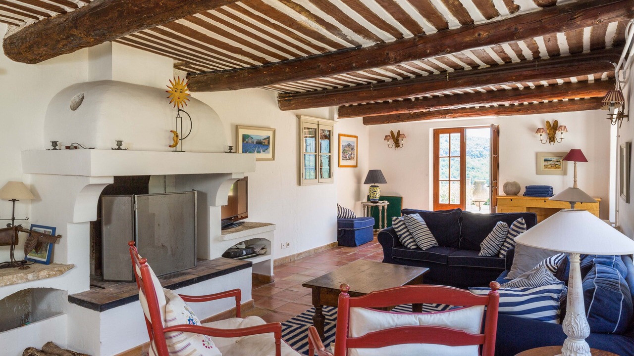 Photo of Bedroom in Saint-Martin-de-Castillon