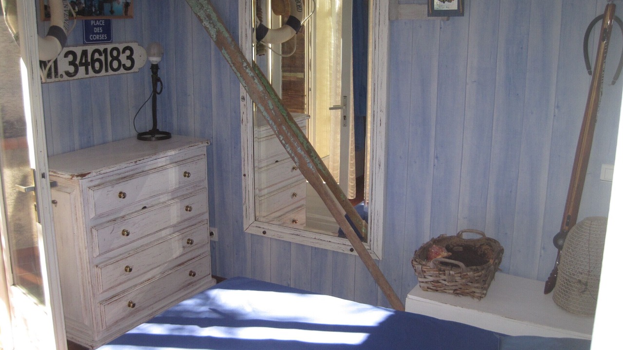 Photo of Bedroom in Les Pennes-Mirabeau