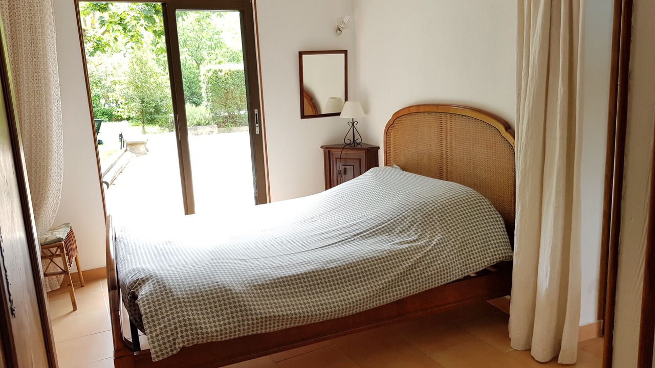 Photo of Bedroom in Aubagne