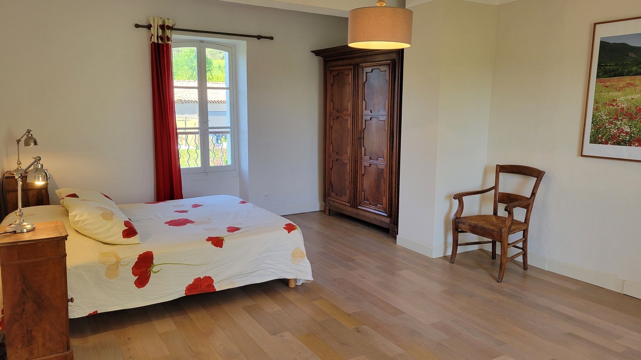 Photo of Bedroom in Reillanne